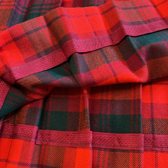 The Scotch House pure wool plaid skirt - Picture 4 of 10